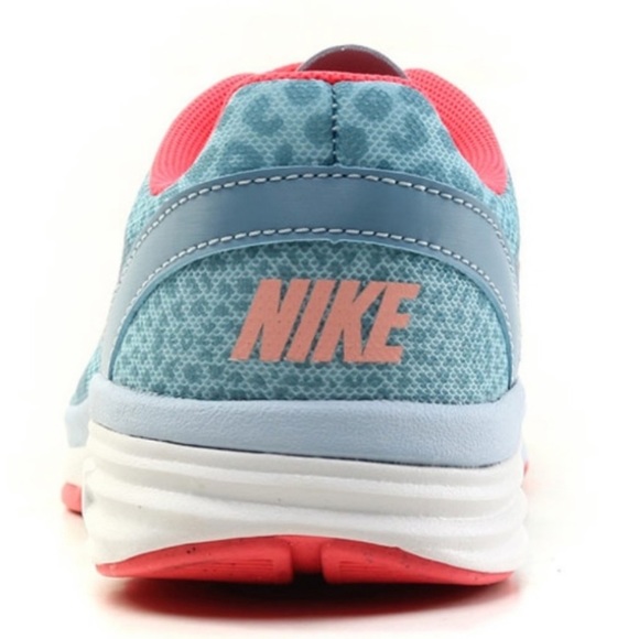 Nike Dual Fusion TR Sneakers - Picture 5 of 5